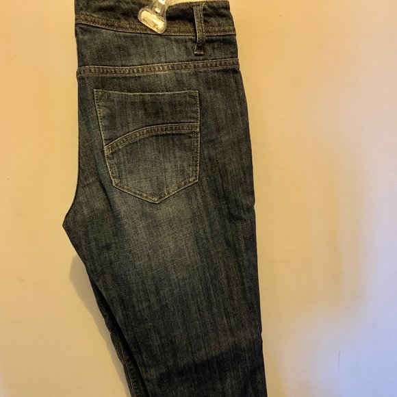CAbi Denim Boyfriend stretch Jeans (size 6) - Picture 3 of 4